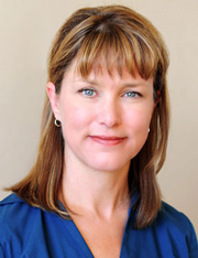 headshot of Leanne Hawken